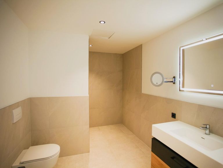 Badezimmer 02