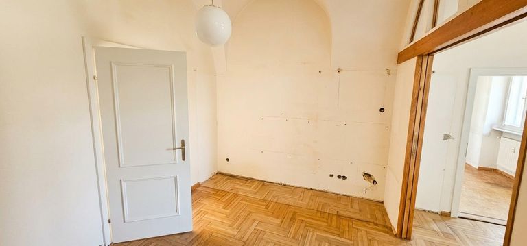 Verbichtindungsraum von der teeküche zum Arztzimme