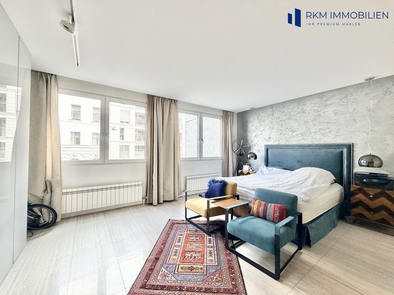 Schlafzimmer 1