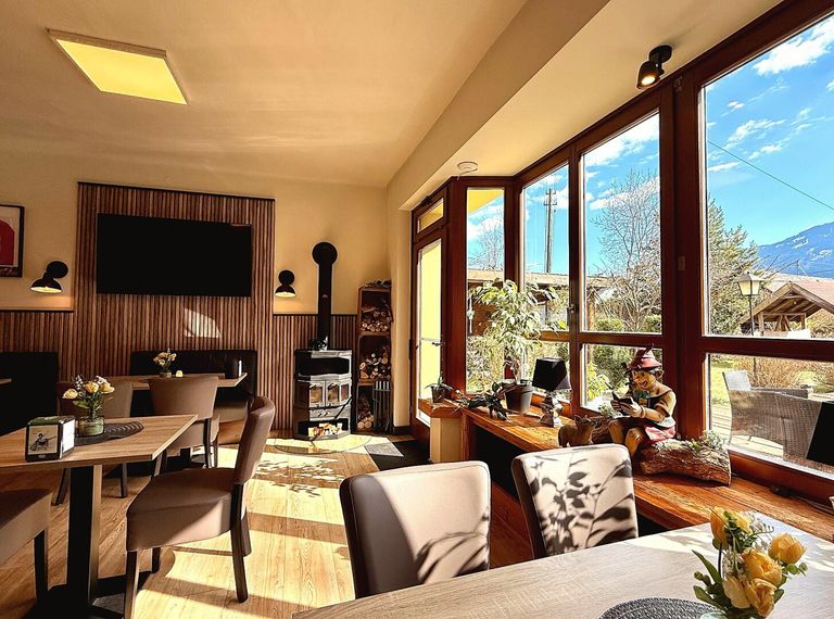 Kompagnon Immobilien Aussicht Frühstücksraum