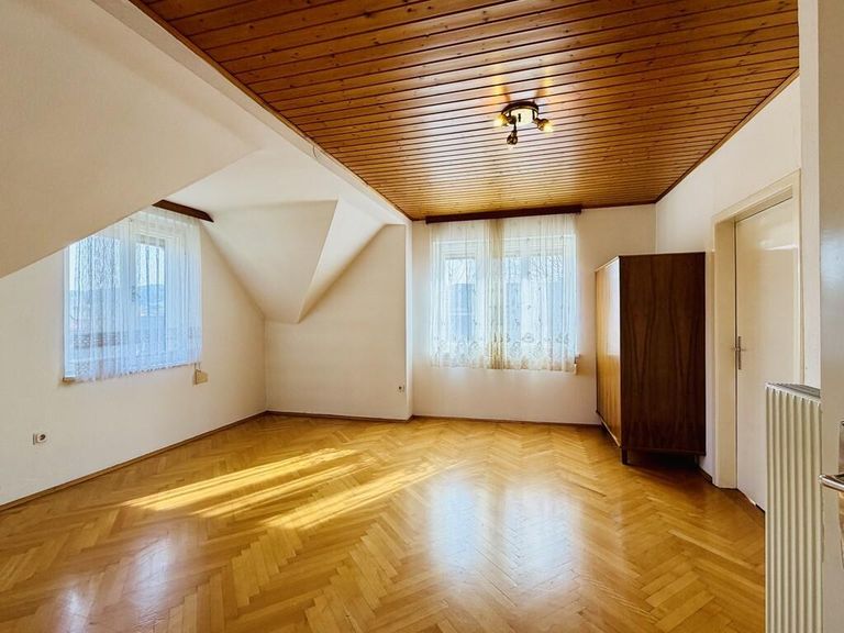 9F1A4D89-6899-4B08-AA3D-9BF028FBACA6_1_105_c