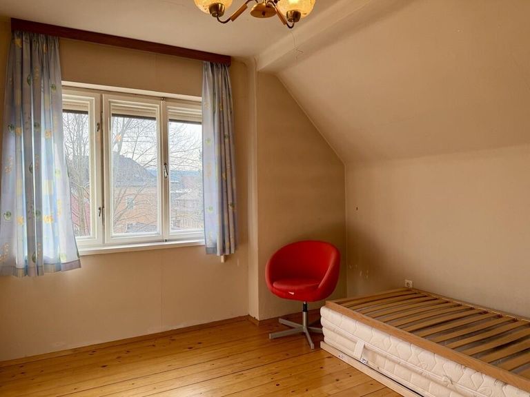 0DAB875B-0A63-46DF-A65E-528E92D10AA5_1_105_c