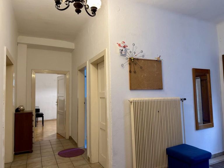 F6D8C117-46FB-4B26-9C21-55760A3A8C19_1_105_c