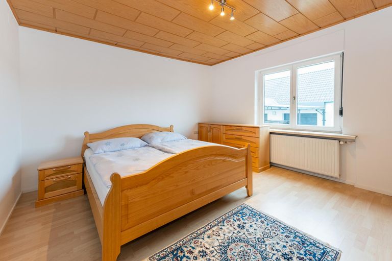 Ruhiges Schlafzimmer EG