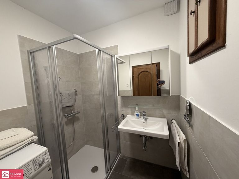 Duschbadezimmer 1.OG