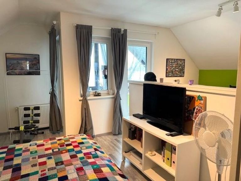 Zimmer 2 OG.