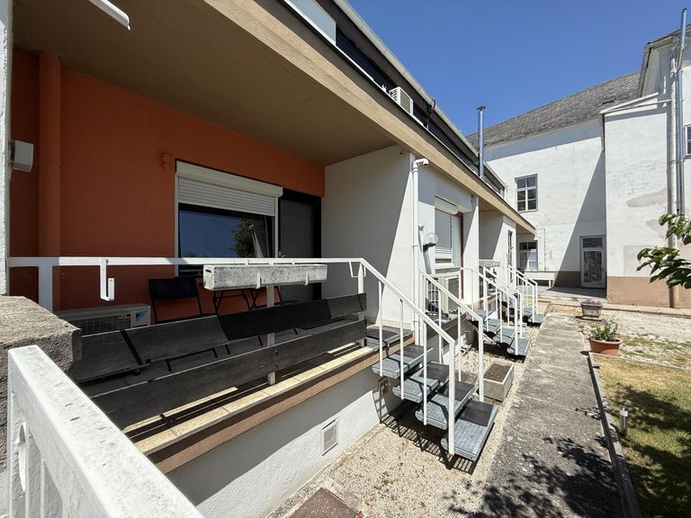 EG / Drei externe Einliegerwohnungen