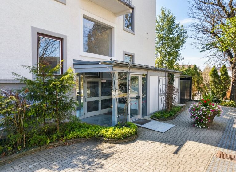 Haupteingang andere Wohnungen