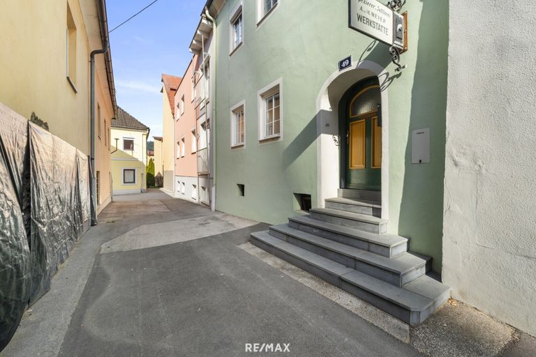 Eingangsbereich Wohn-/Geschäftshaus