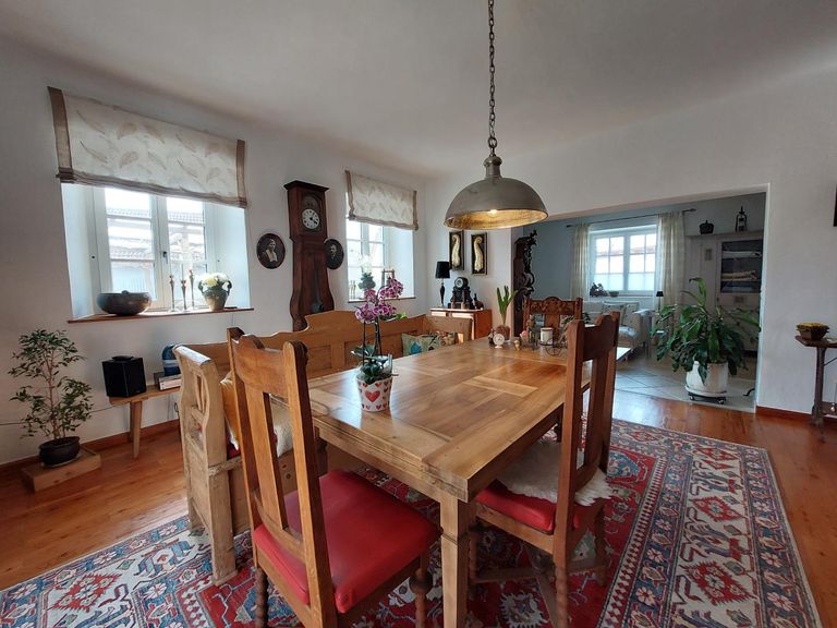 Haupthaus Platz zu speisen