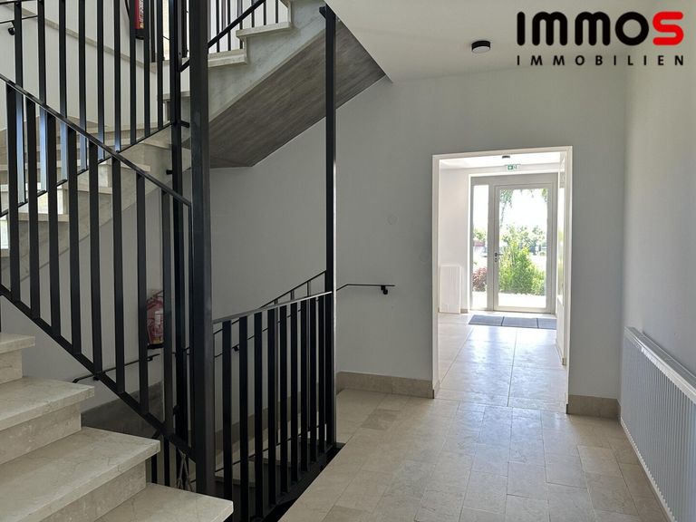 Großzügiges Stiegenhaus