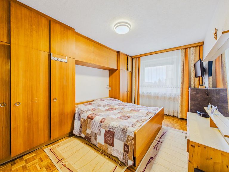 Schlafzimmer 2