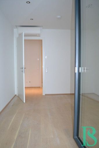 Zimmer/Blick Vorraum