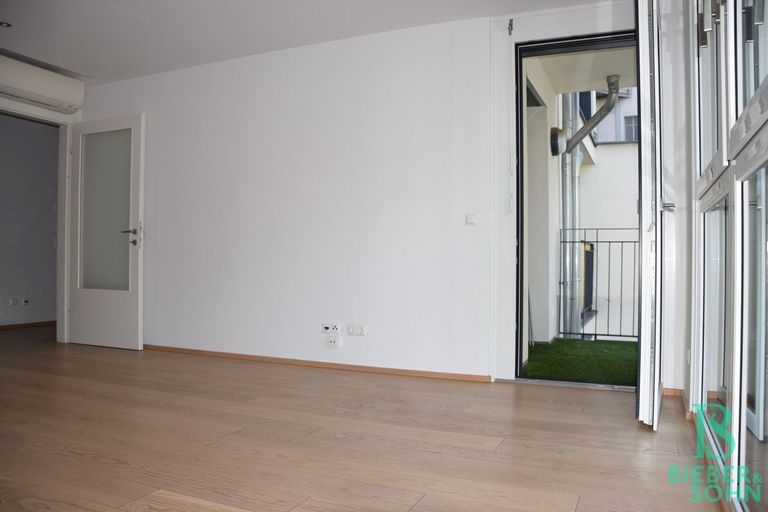 Wohnraum/Blick Terrasse