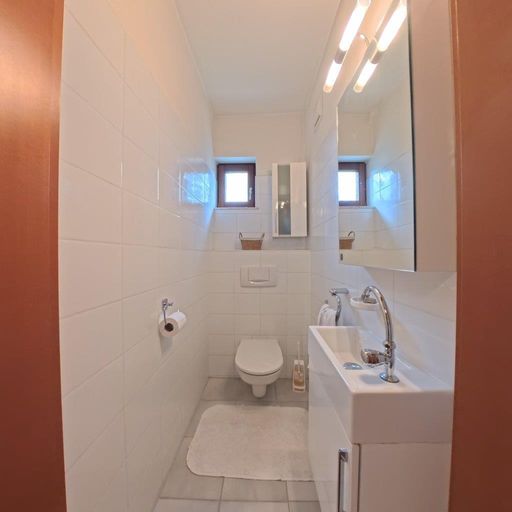 16 Toilette EG