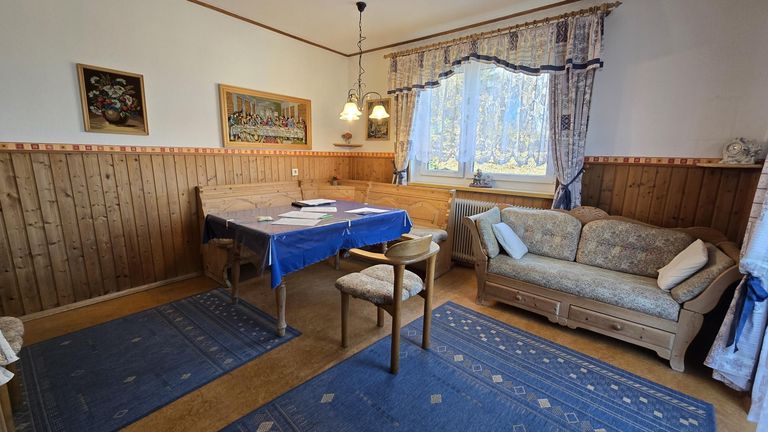 05 Zimmer EG
