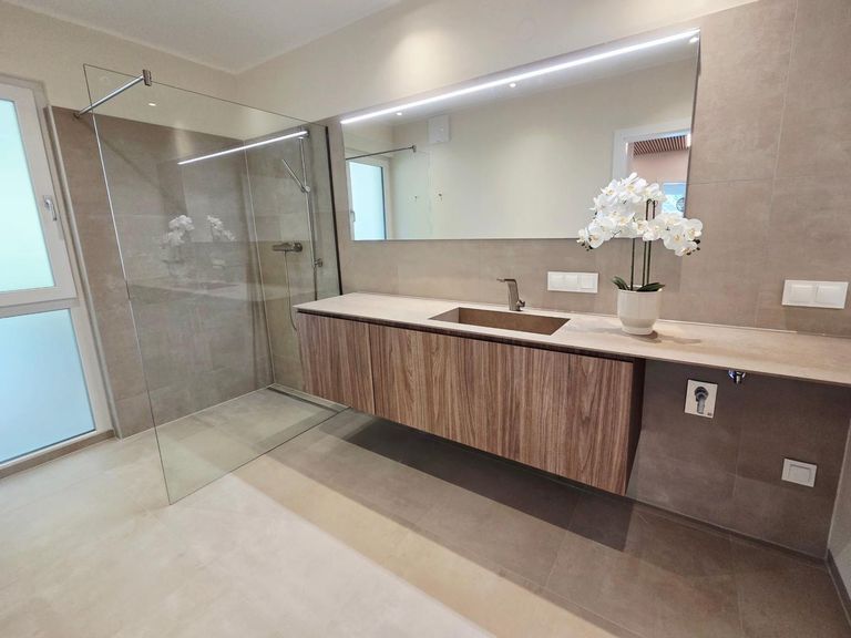 Badezimmer  Musterwohnung