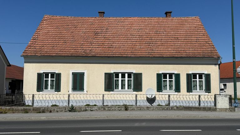 Haus von der Straßenseite