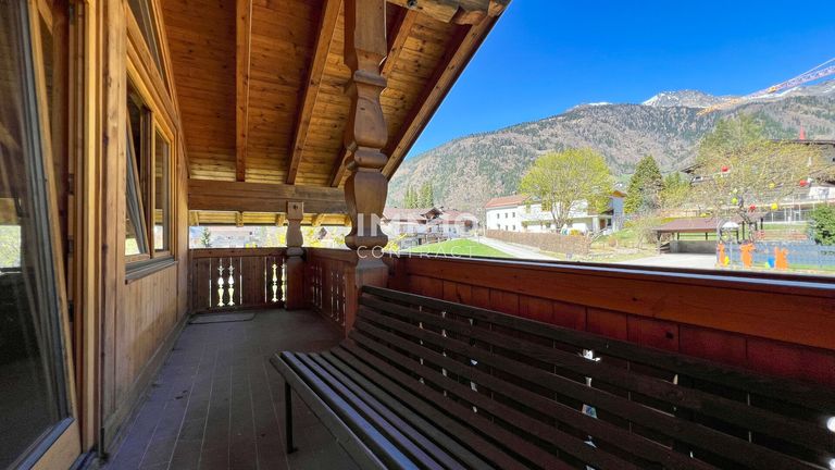 DG: Nordseitiger Balkon