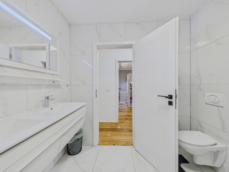 Badezimmer OG 1
