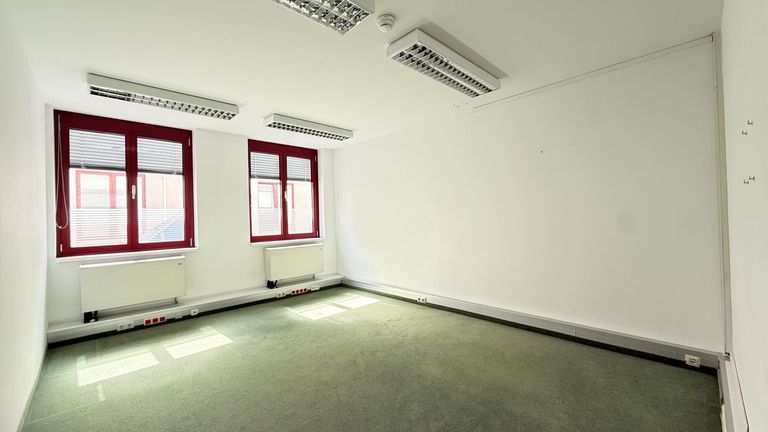 Bürozimmer (2)