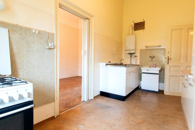 Hochparterre, derzeitige Küche