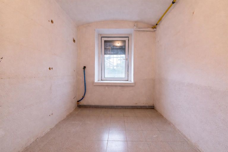 Souterrain, Zimmer Iststand