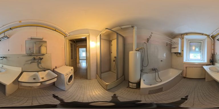 Souterain, derzeitiges Badezimmer