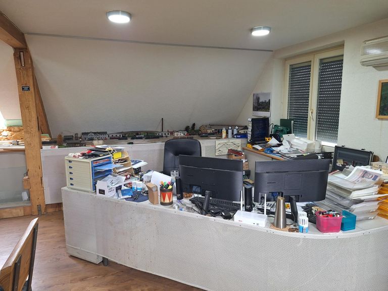 Büro im Werkstattgebäude