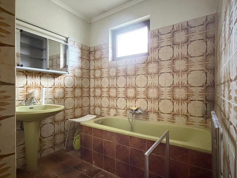 Erdgeschoss - Badezimmer