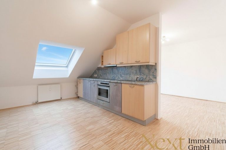 Wohn-, Ess- und Kochbereich (KI generiert)