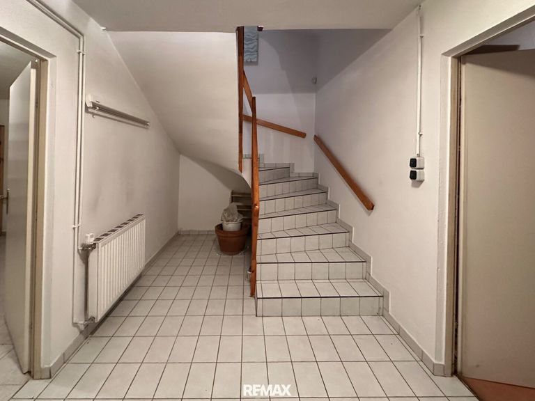 Keller