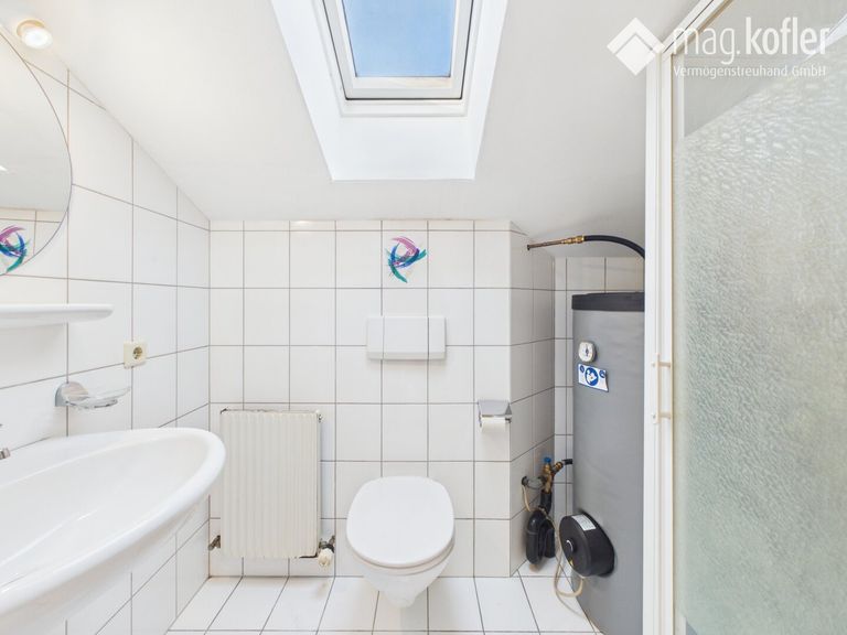 Badezimmer DG