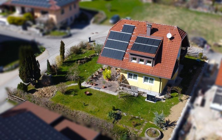 Wohnhaus Seeham zu verkaufen