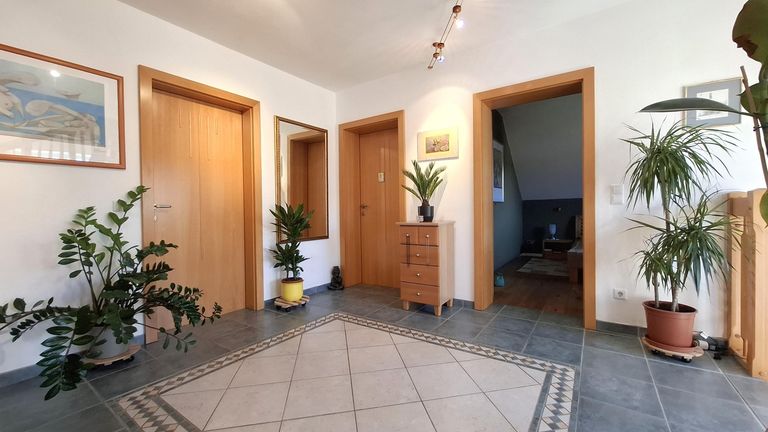 Wohnhaus Seeham zu verkaufen