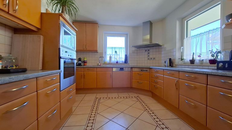 Wohnhaus Seeham zu verkaufen