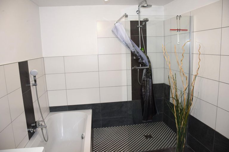 Barrierefrei Dusche Bad EG