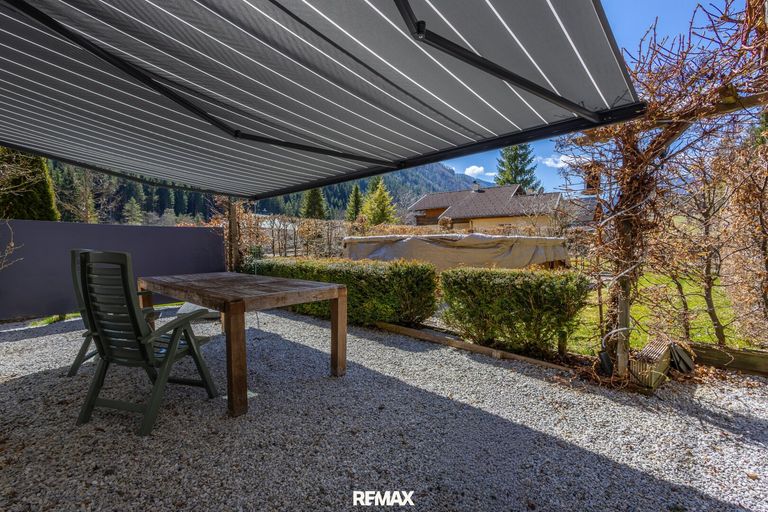 Terrasse unten
