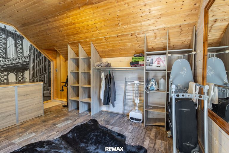 Ankleidezimmer oben
