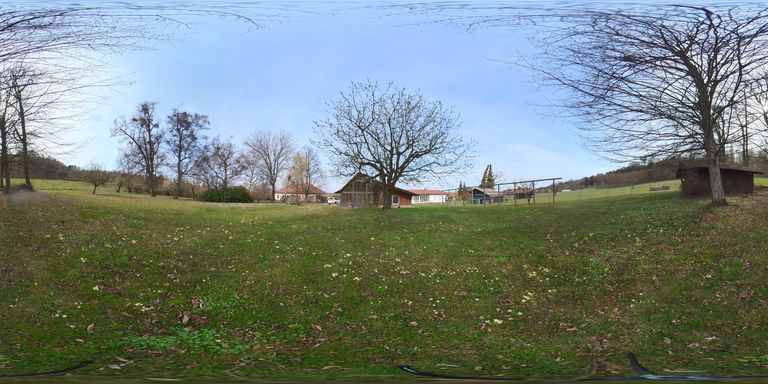 Garten mit Gerätehütte