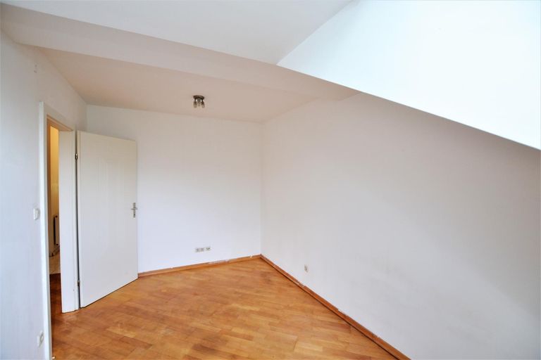 Schlafzimmer (1)