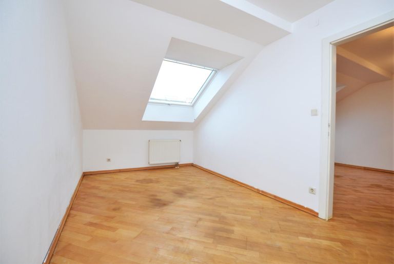 Schlafzimmer (2)