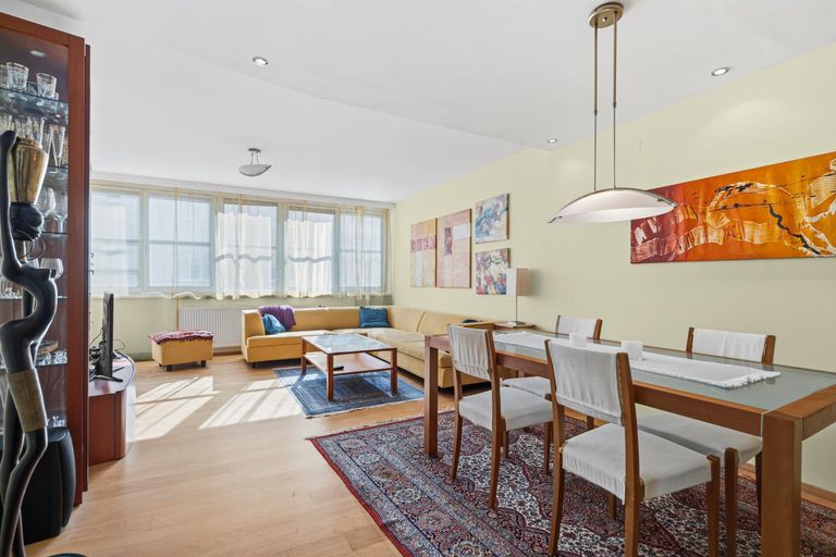 Wohnzimmer 1.2