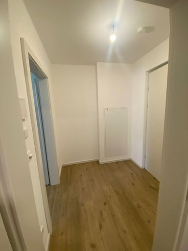 Eingangsbereich - Modernes und geräumiges Appartement mit großer Loggia und Bergblick