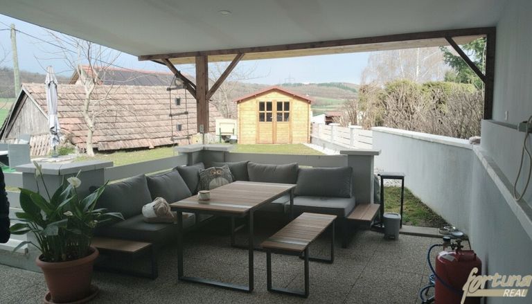 Terrasse überdacht