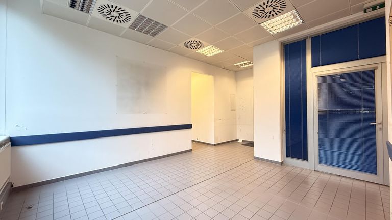 Vorraum und Gang (2)