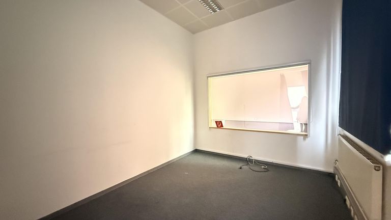 Back Office
