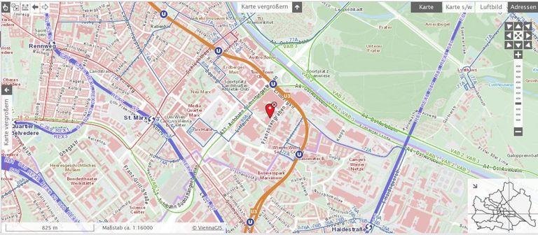 Lageplan mit Öffis