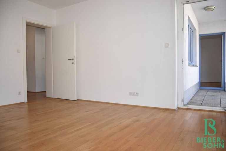 Zimmer 1/Terrasse