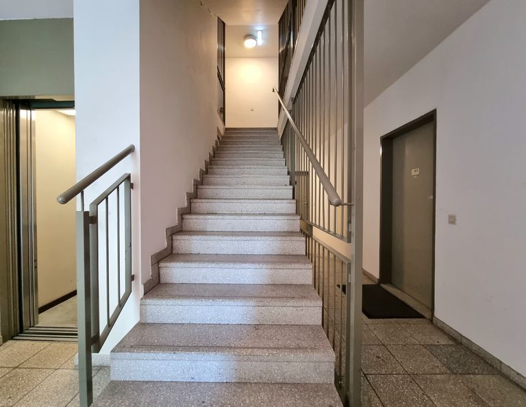 Treppenhaus & Lift